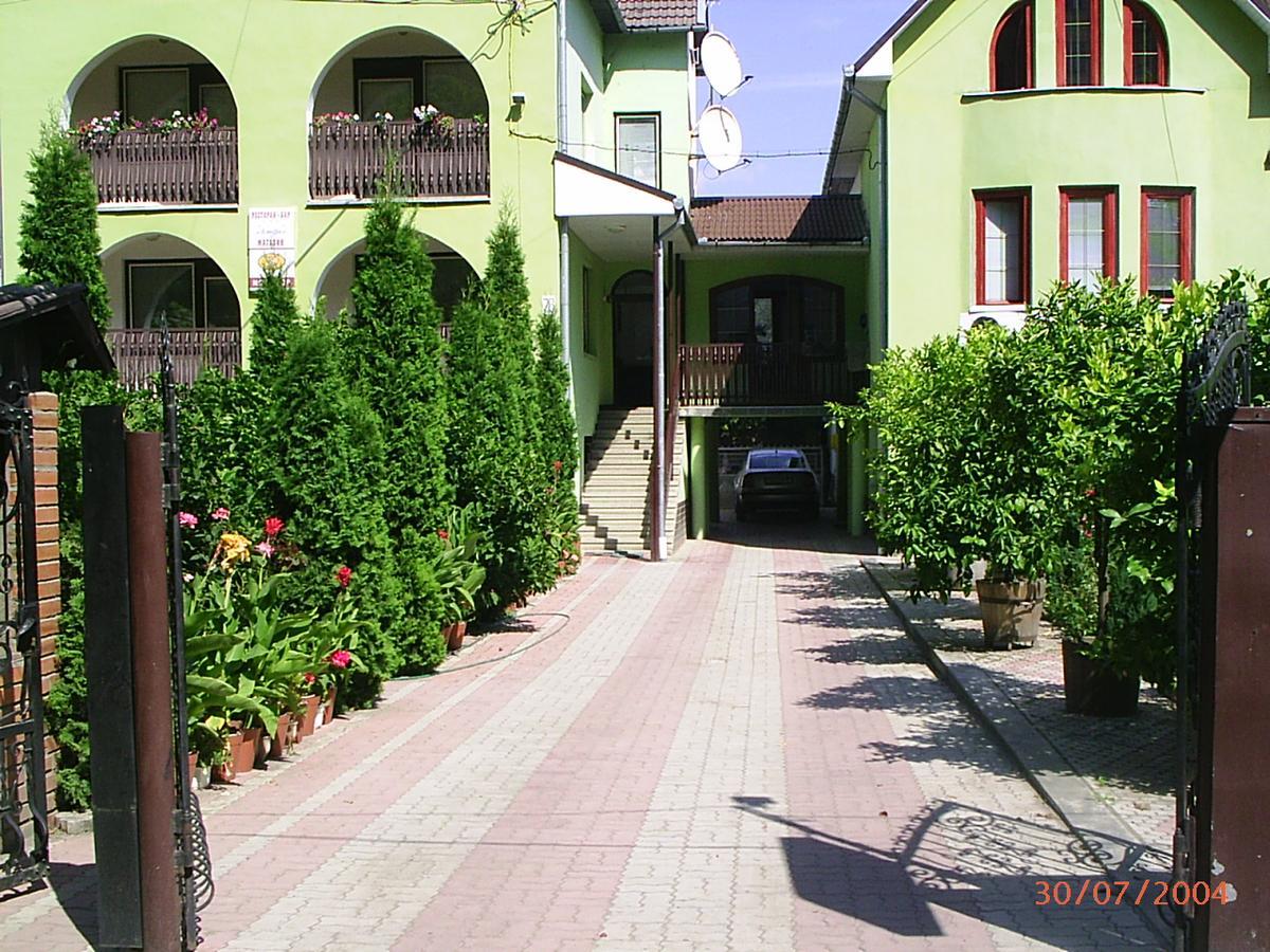 Hotel Alfa Irlyava Exterior foto